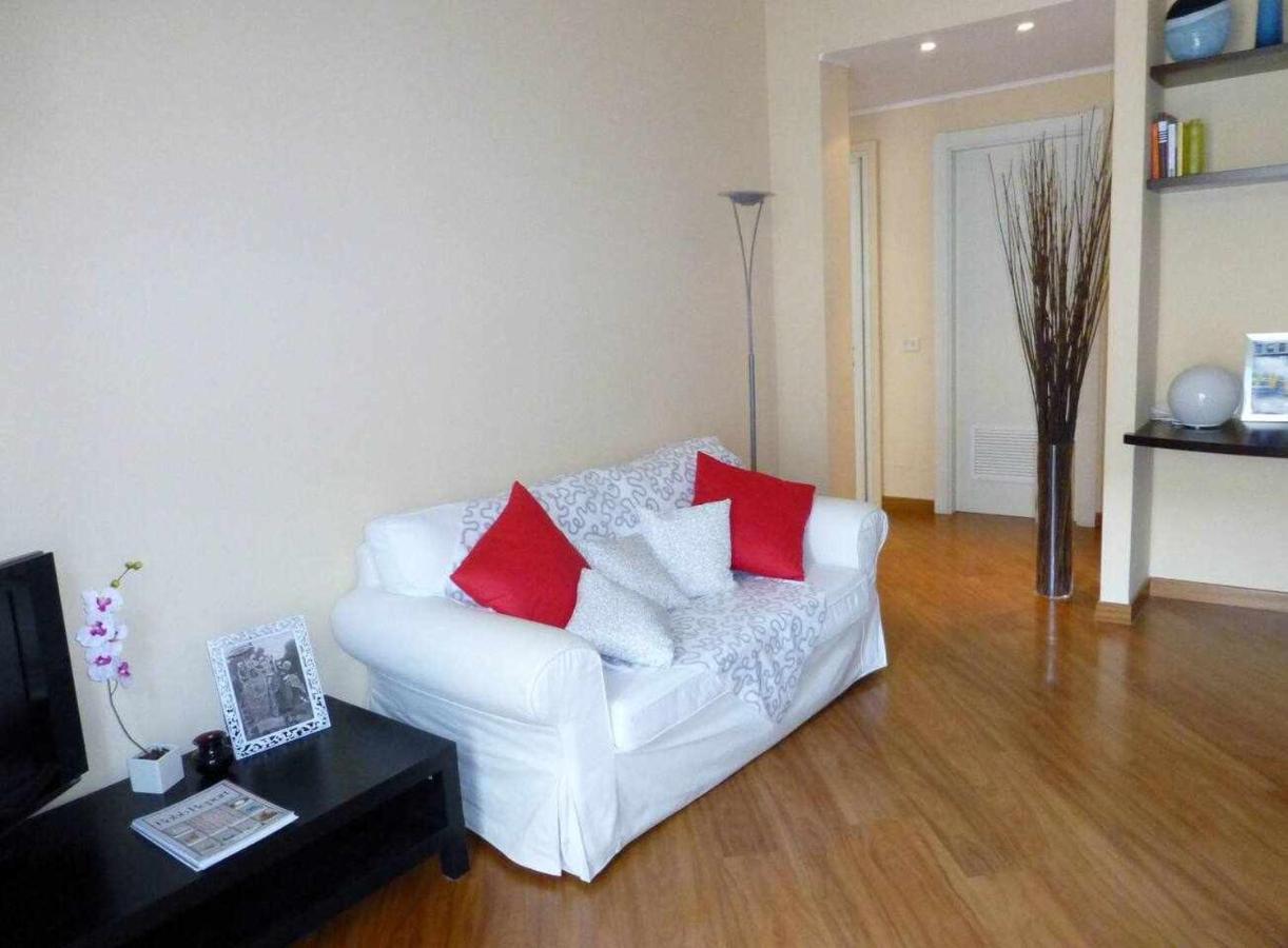 Sva18 Fully Equipped Large Flat S Ambrogio Apartman Milánó Kültér fotó